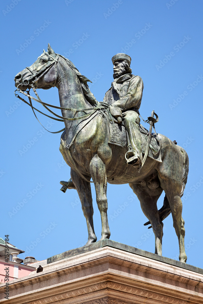 Reiterstatue Giuseppe Garibaldi am Teatro Carlo Felice, Genua