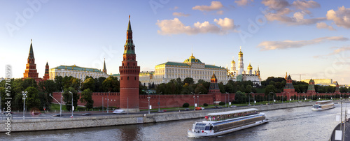 Panorama - Moscow Kremlin. Moscow-river and tourist boats.