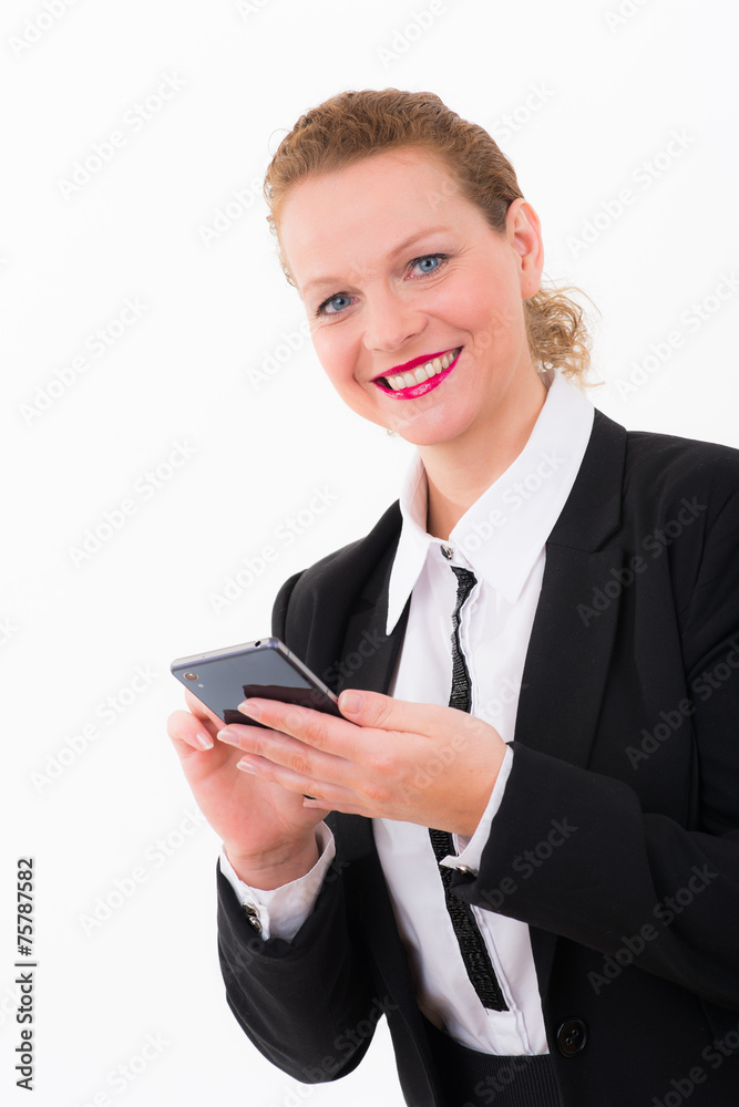 businessfrau schreibt nachricht auf dem smartphone businessfrau schreibt nachricht auf dem smartphone