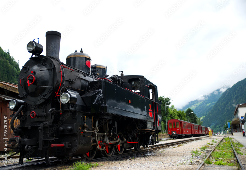 Obraz premium Kolej Zillertal w Alpach - Austria