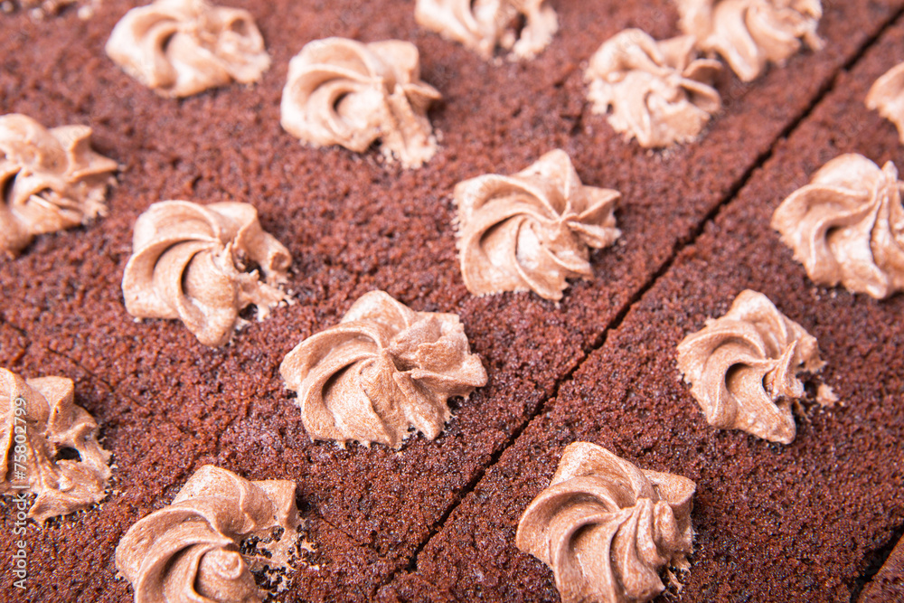 Fototapeta premium Close up view of chocolate sheet cake 