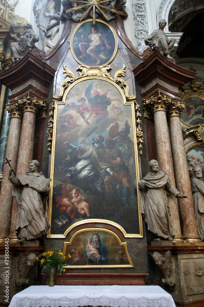 Obraz premium Altar in Dominican Church in Vienna, Austria