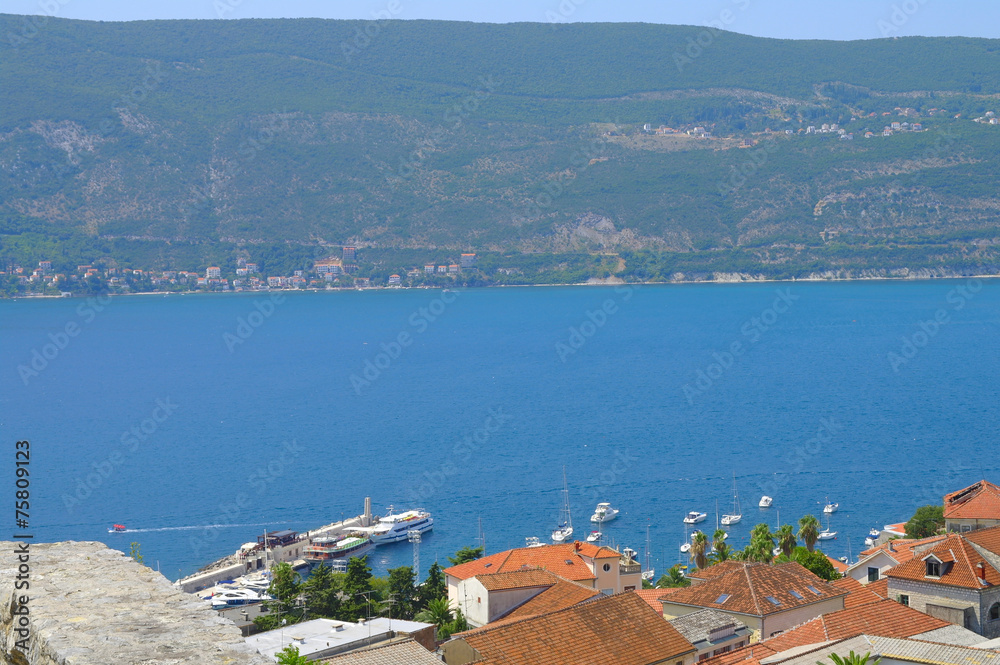 Obraz premium Черногория, окрестности Боко-Которской бухты