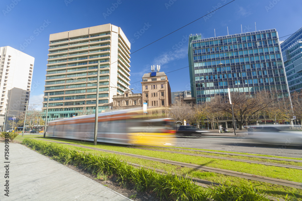 Obraz premium Tram in a modern green city