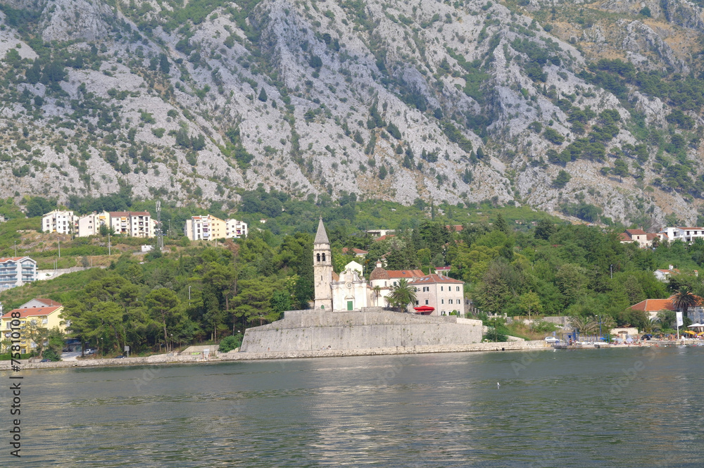 Черногория, окрестности Боко-Которской бухты