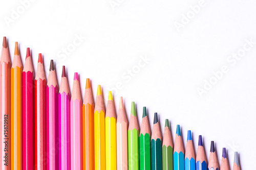 Crayons de couleur multicolores