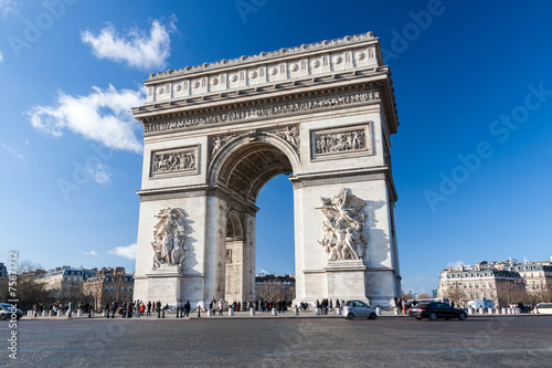 Arc de Triomphe in Paris, France © norbel