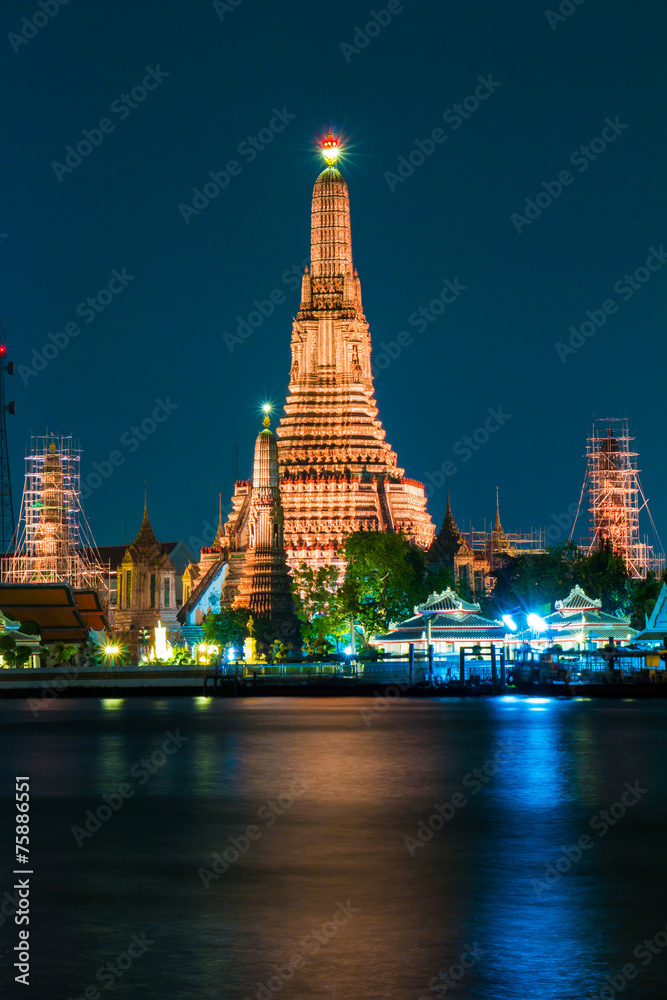 Wat Arun Temple River front bangkok  Thailand Update 1-10-2015