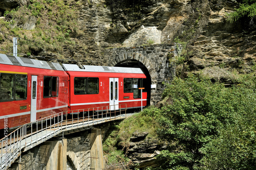 Bernina Express in Alpes