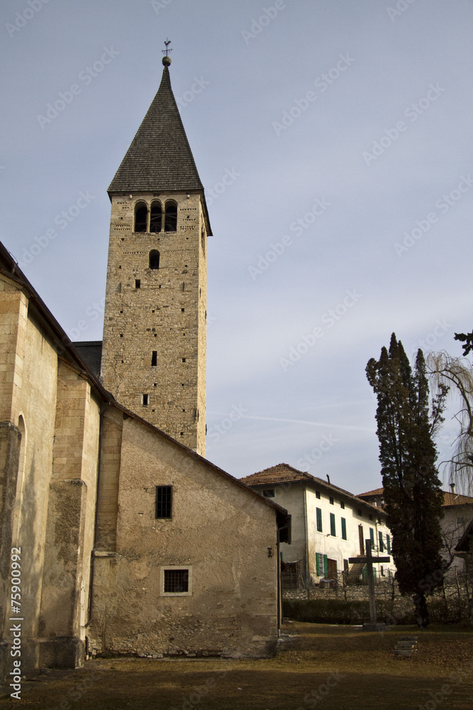 Sanzeno (TN) Basilica dei martiri Sisinio, Martirio e Alessandro