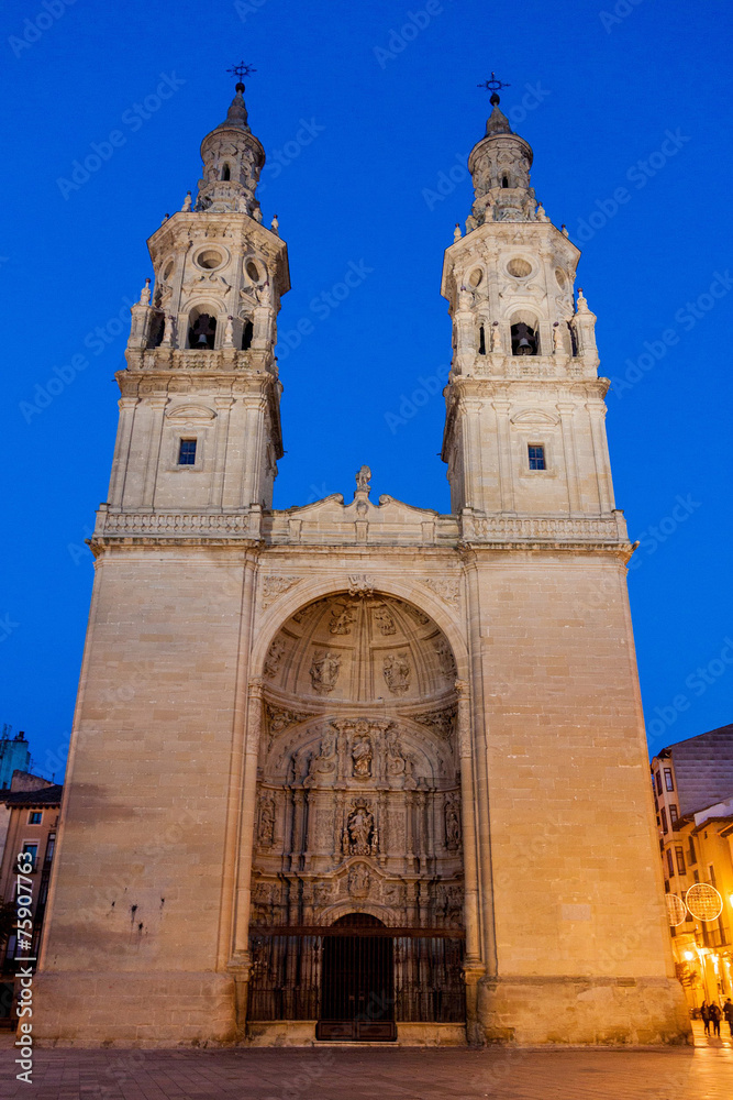 Fototapeta premium Co-cathedral of Santa Maria de la Redonda in Logrono