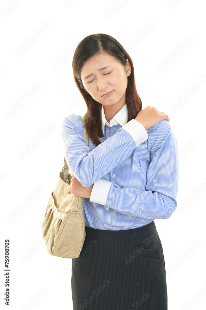 肩痛を訴えるOL