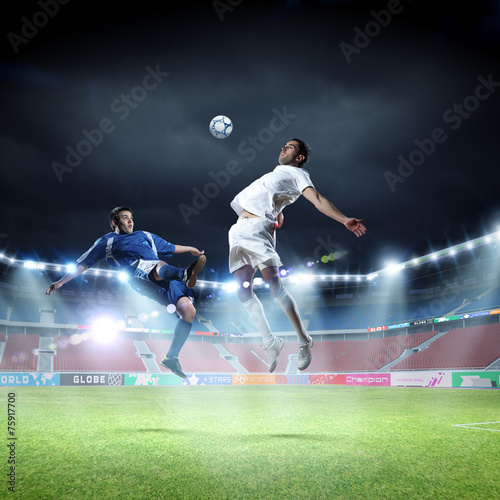 Football players © Sergey Nivens