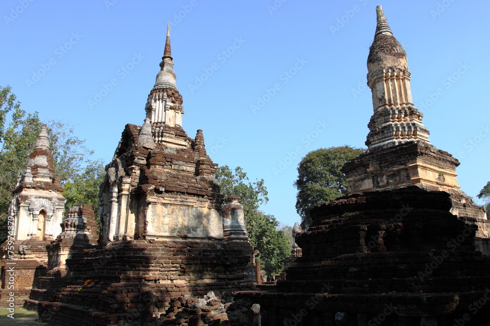 Wat Chedi Ched Thaeo, Si Satchanalai Historical Park, Thiland Wat Chedi Ched Thaeo, Si Satchanalai Historical Park, Thiland