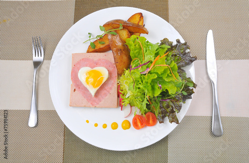 Tablou pe pânză Vegetable Salad cold spell