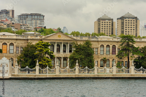 Wallpaper Mural Dolmabahce Palace Istanbul-Turkey Torontodigital.ca