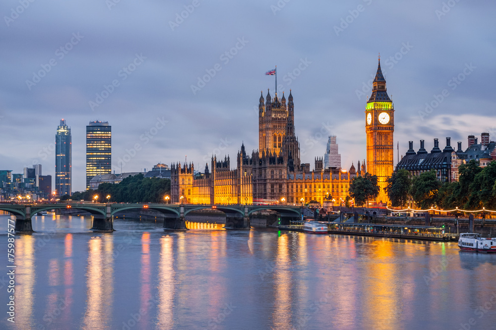 Naklejka premium Big Ben i Westminster Bridge o zmierzchu, Londyn, Wielka Brytania