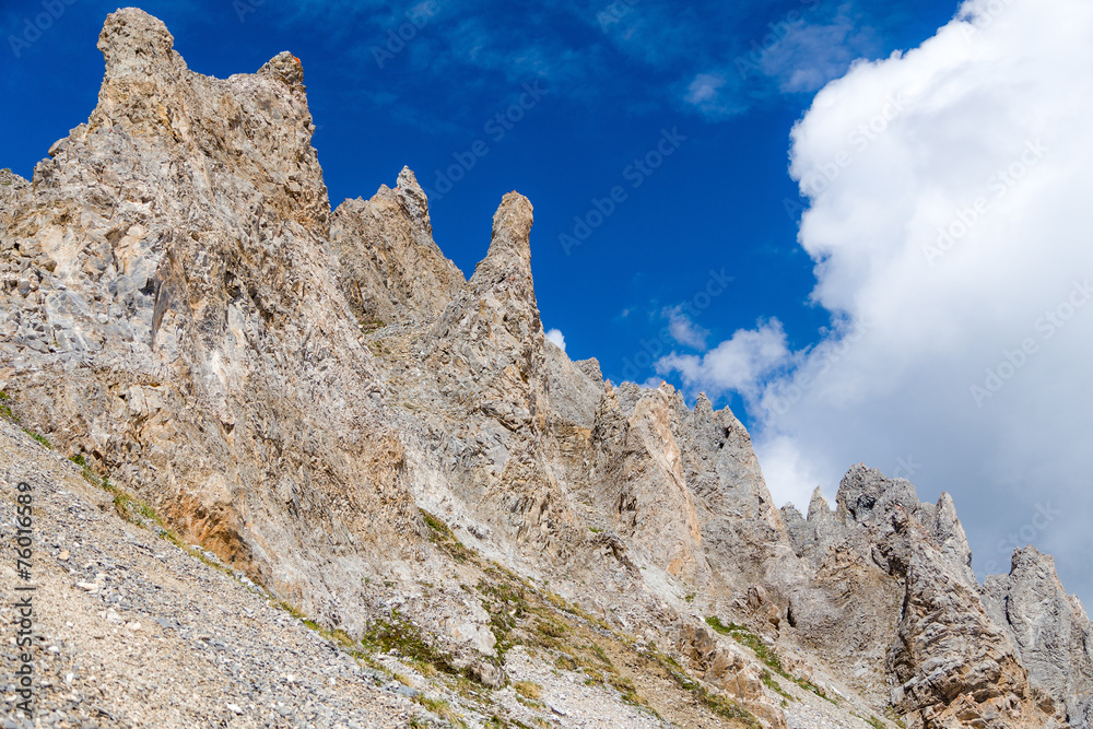 Fototapeta premium Ruined rocky ridge.