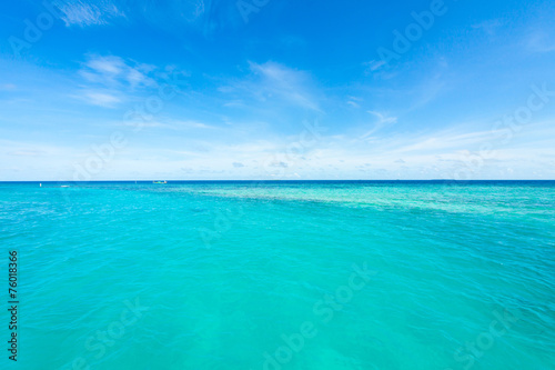 Rest in Paradise - Malediven - Blick von der Insel ins Meer