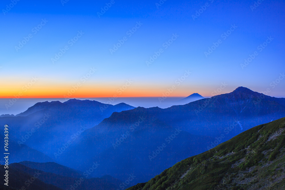 Fototapeta premium Dawn of Mt. Fuji and Mt. Kitadake