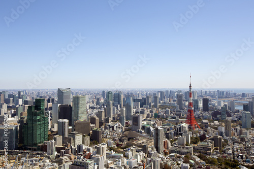 Tokyo Tower and city skyline in Tokyo, Japan © davidevison