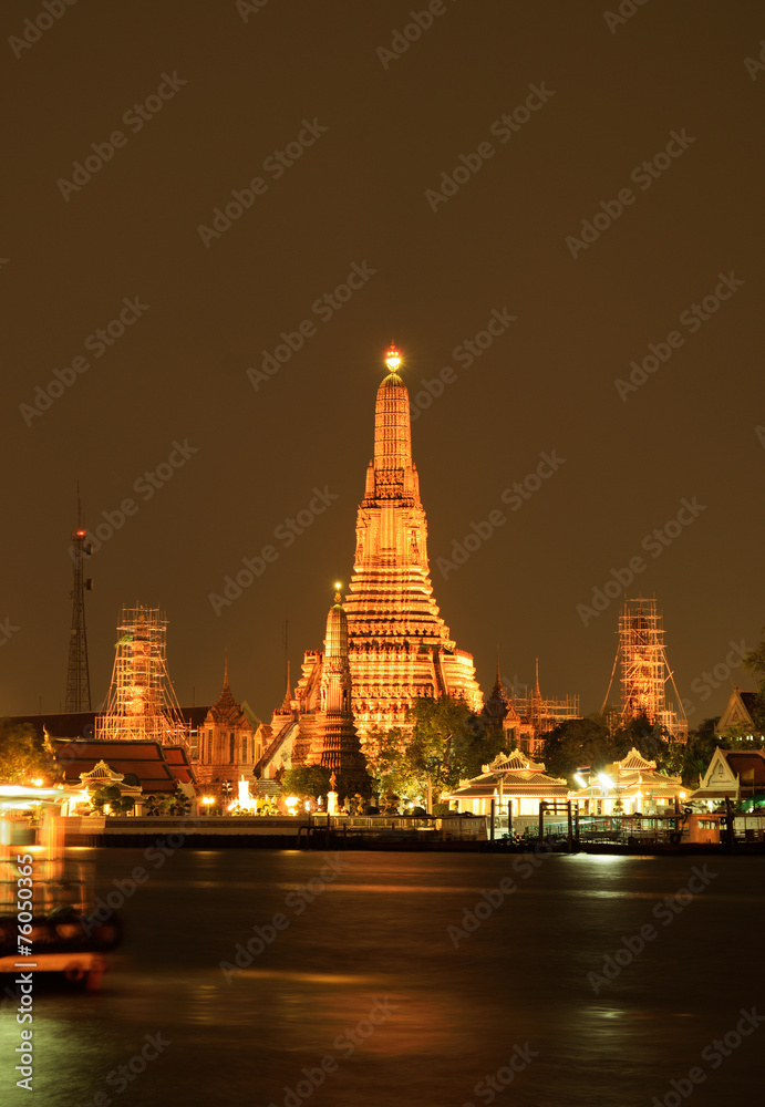 Wat arun , Thailand