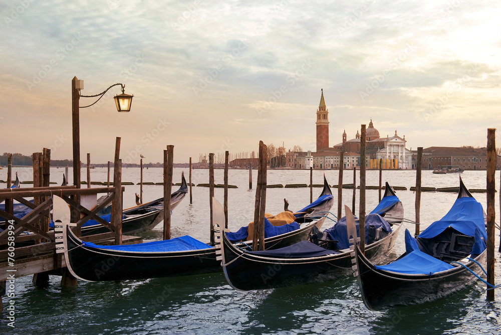venetian gondolas moored - obrazy, fototapety, plakaty 