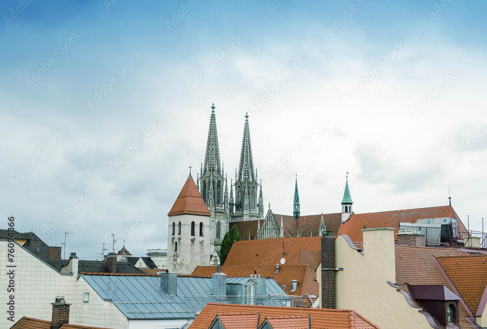 Fototapeta premium Beautiful medieval architecture of Regensburg, Germany