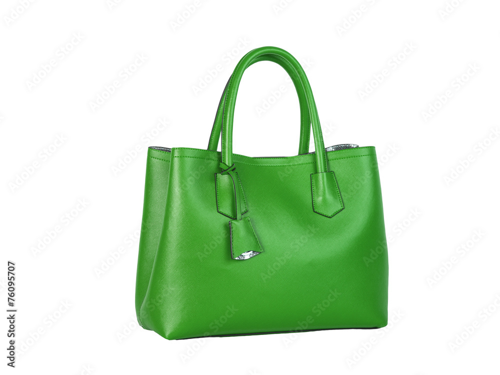 Bolso verde sobre fondo blanco aislado. Vista de frente. Copy space Bolso verde sobre fondo blanco aislado. Vista de frente. Copy space
