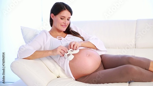 young mother imaging the first steps of her child
