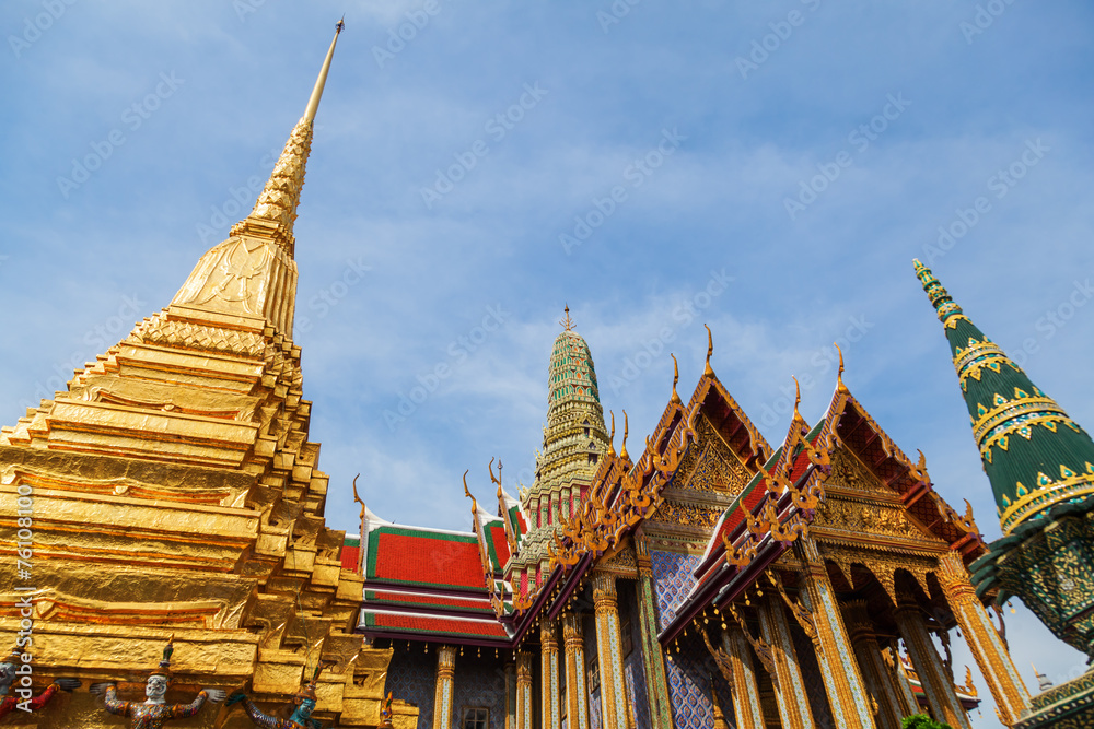 Fototapeta premium Wat Phra Kaeo in Bangkok, Thailand