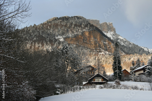 Le Chamchaude (alt 2082 m) vue du Sappey-en-Chartreuse photo