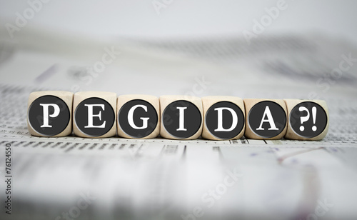 Würfel mit PEGIDA photo