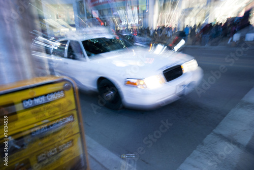 Photography Yonge and Dunas Square in motion - Toronto, Ontario, Canada