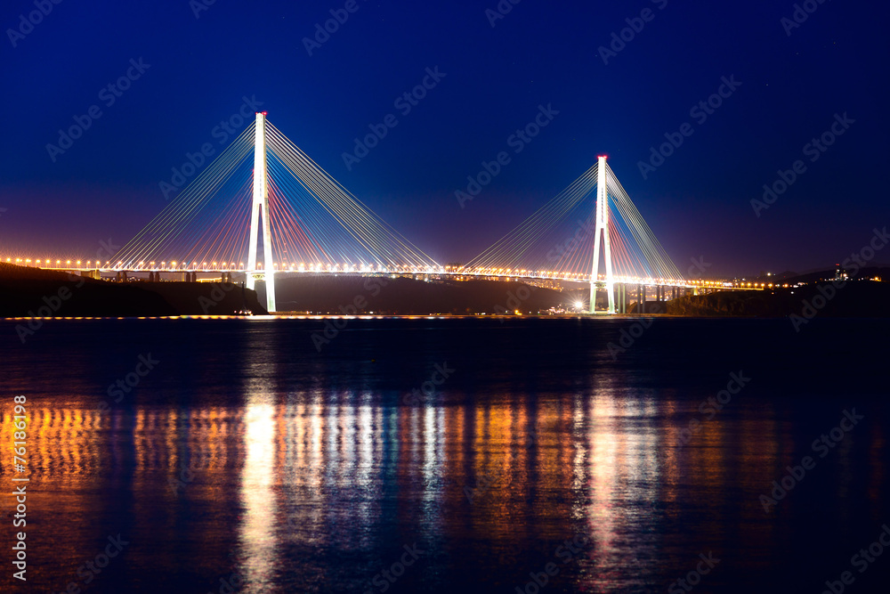 Bridge to island Russkij