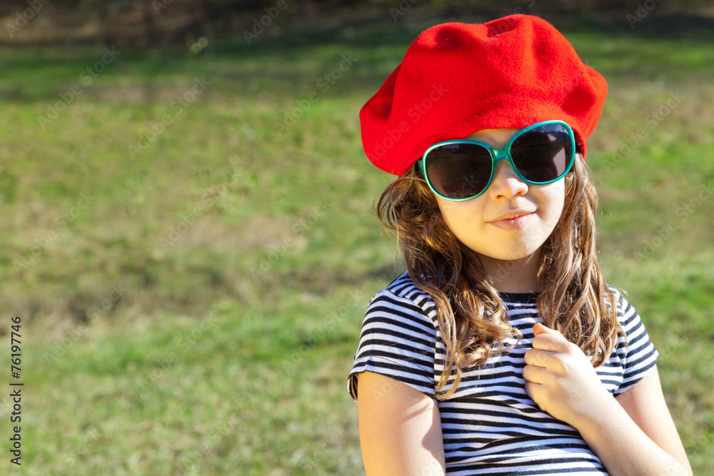 little girl with glasses fashion little girl with glasses fashion