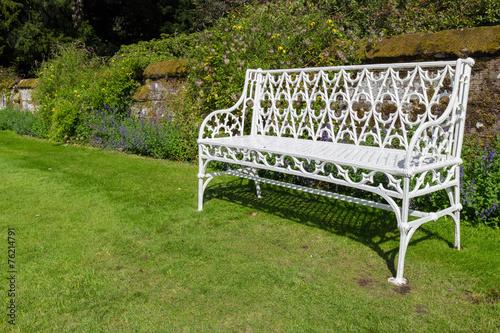 Wallpaper Mural White benches in Palace Gardens Torontodigital.ca