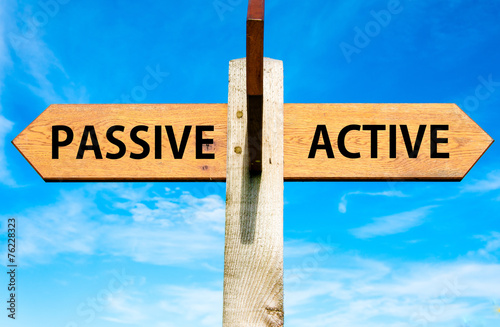 Passive versus Active messages photo