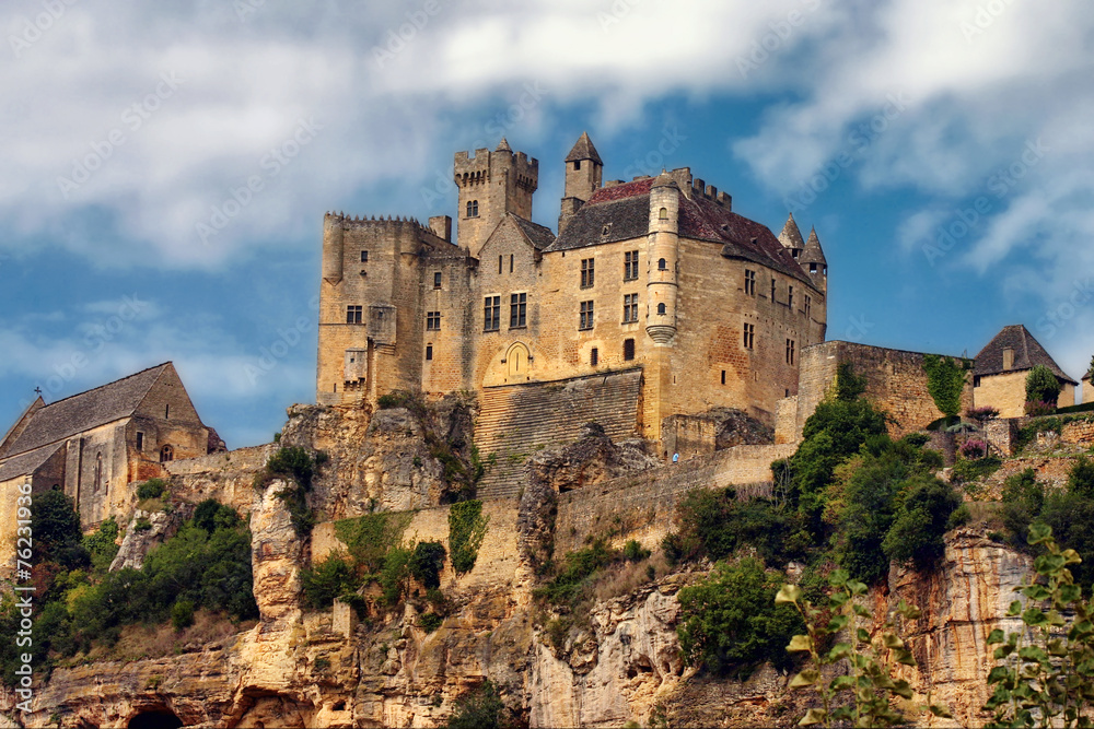 Le château médiéval de Beynac, France