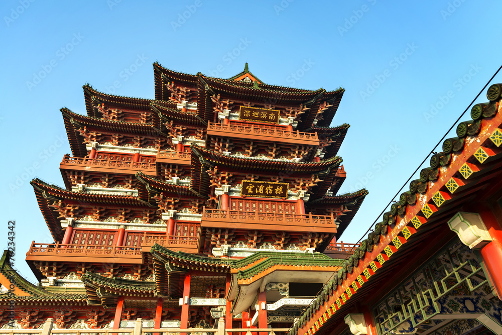Blue sky and white clouds, ancient Chinese architecture: garden. Blue sky and white clouds, ancient Chinese architecture: garden.