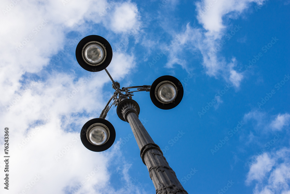 Lampione singolo, lanterna illuminazione pubblica Lampione singolo, lanterna illuminazione pubblica