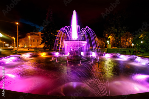 Fountain near the dramatic theater © castenoid