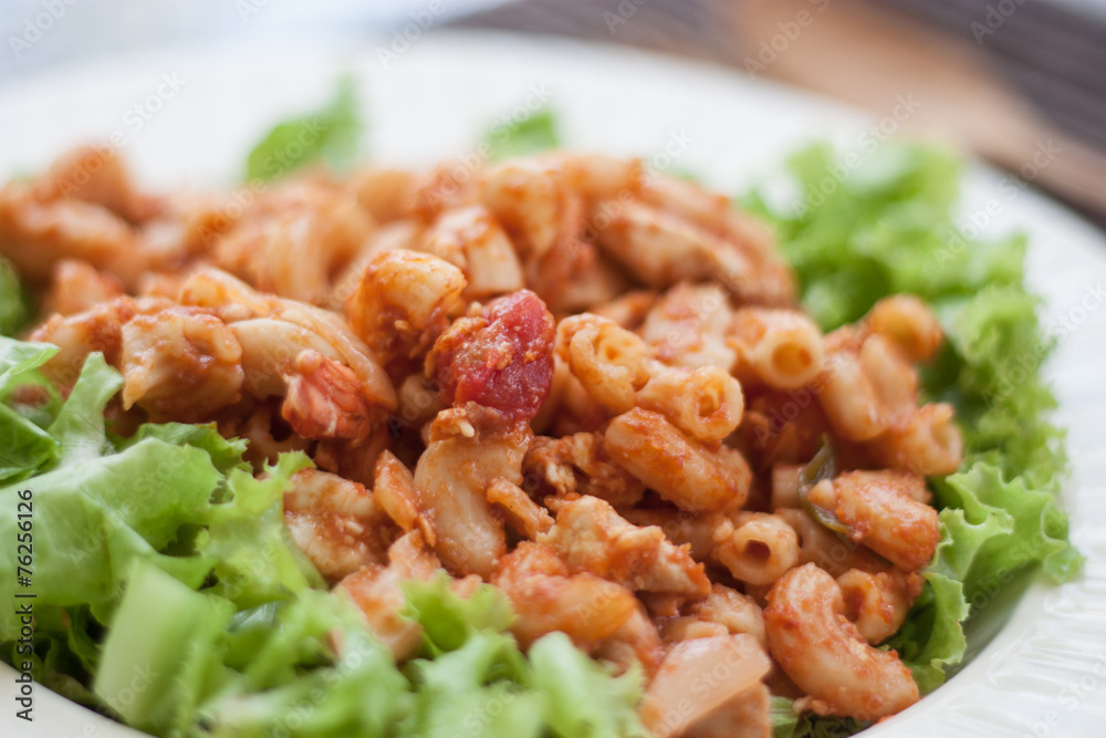 Maccaroni with fresh vegetable