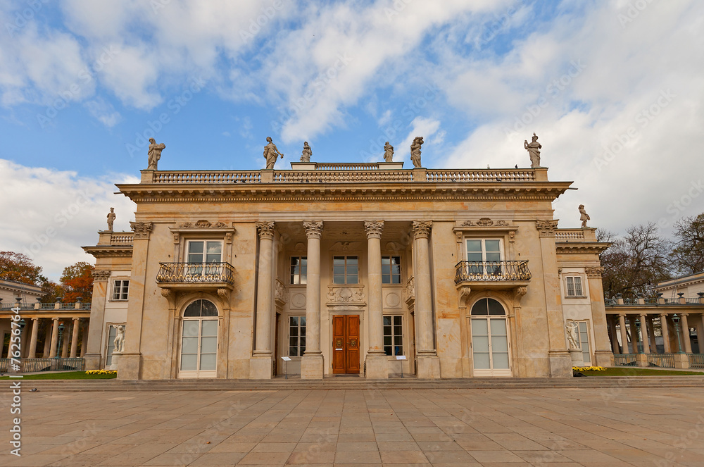 Obraz premium Lazienki Palace (Palace on Water, 1795) in Warsaw, Poland