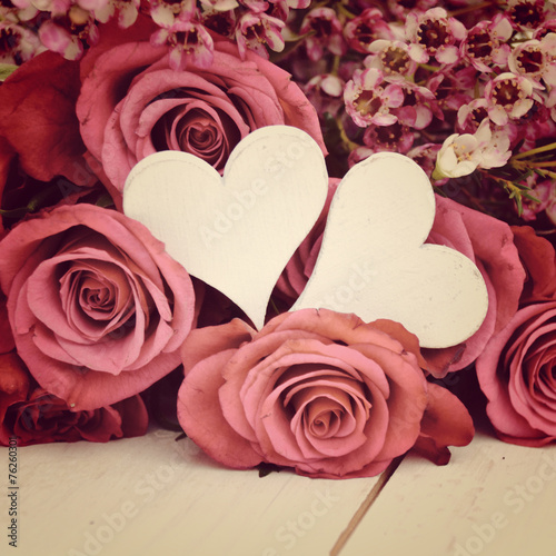 Herzen mit Rosen - retro Gr...