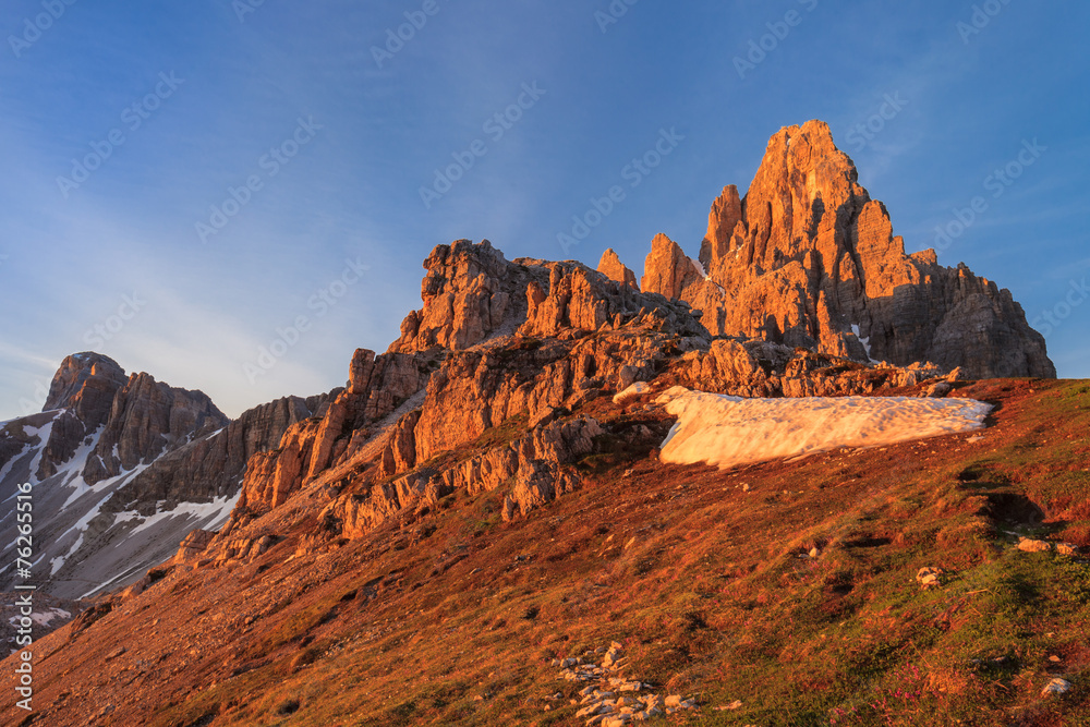 Monte Paterno (Paternkofel) Monte Paterno (Paternkofel)