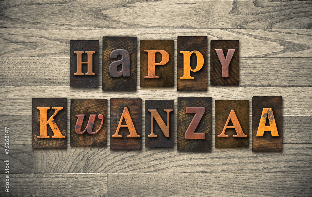Naklejka premium Happy Kwanzaa Wooden Letterpress Concept