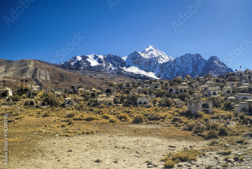 Cemetery under Huayna Potosi