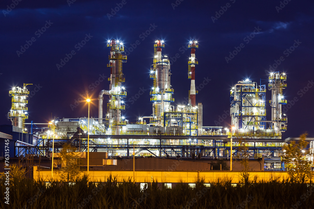 Petrochemical oil refinery plant shines