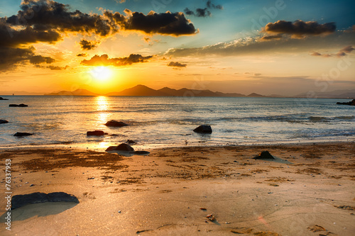 At the beach © homank76